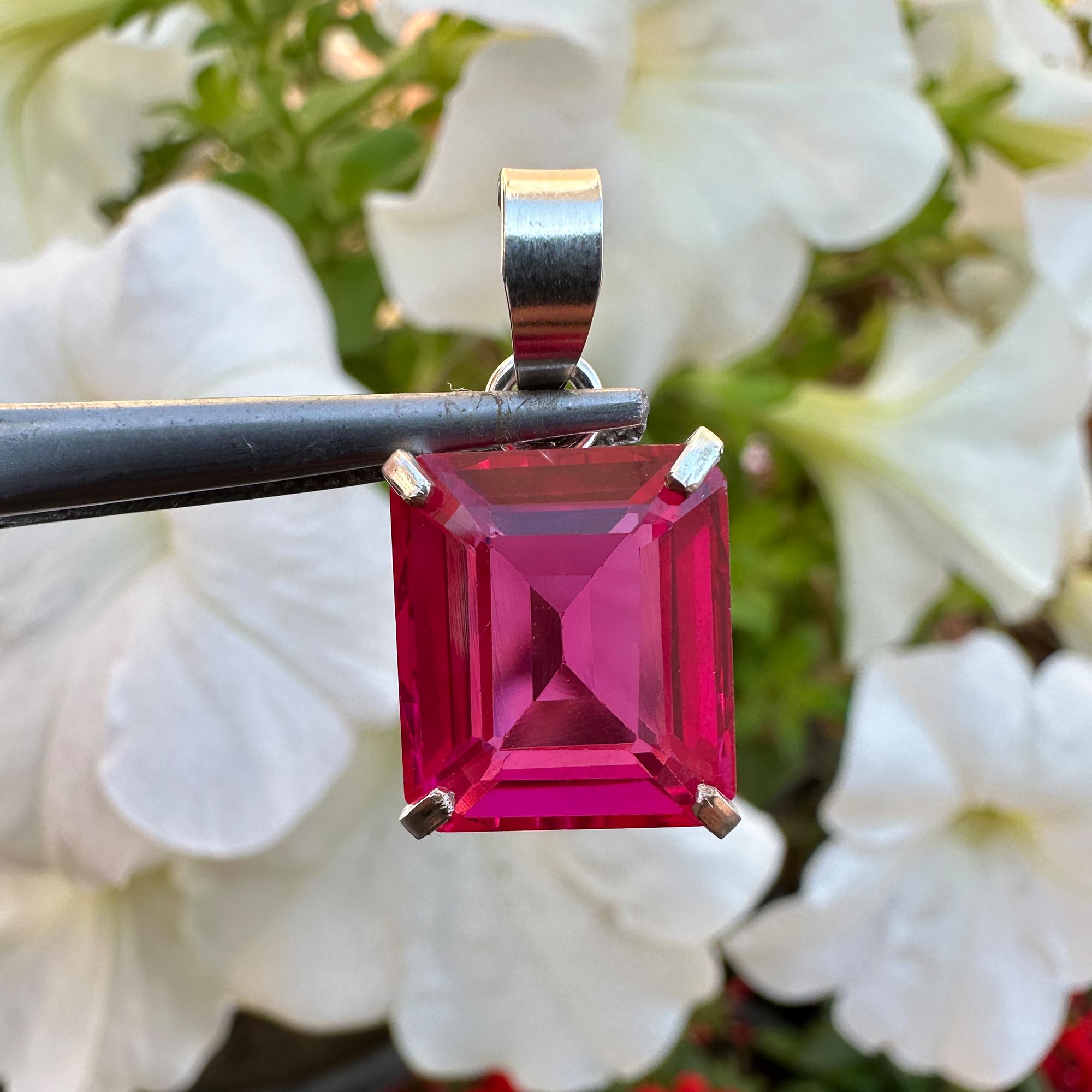 Pendentif En Argent 925 Avec Saphir Rose Naturel De 23 Carats - Coupe Émeraude - BMR Jewels