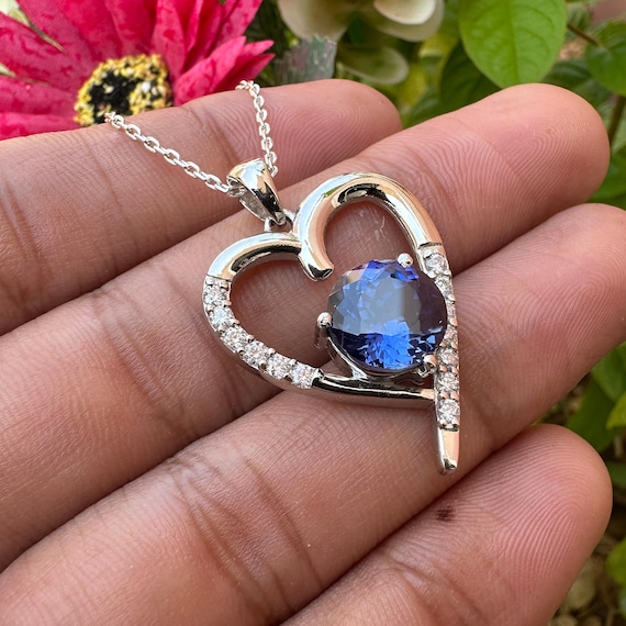 25 Ct Natural Blue Sapphire Heart Pendant 925 Silver Necklace Lab