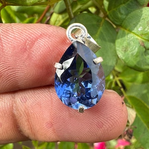 Natural Blue Sapphire Gemstone 925 Sterling Silver Pendant 13.30 CT Pear Shape Handmade Jewellery Pendent Gift Women Special Occasion