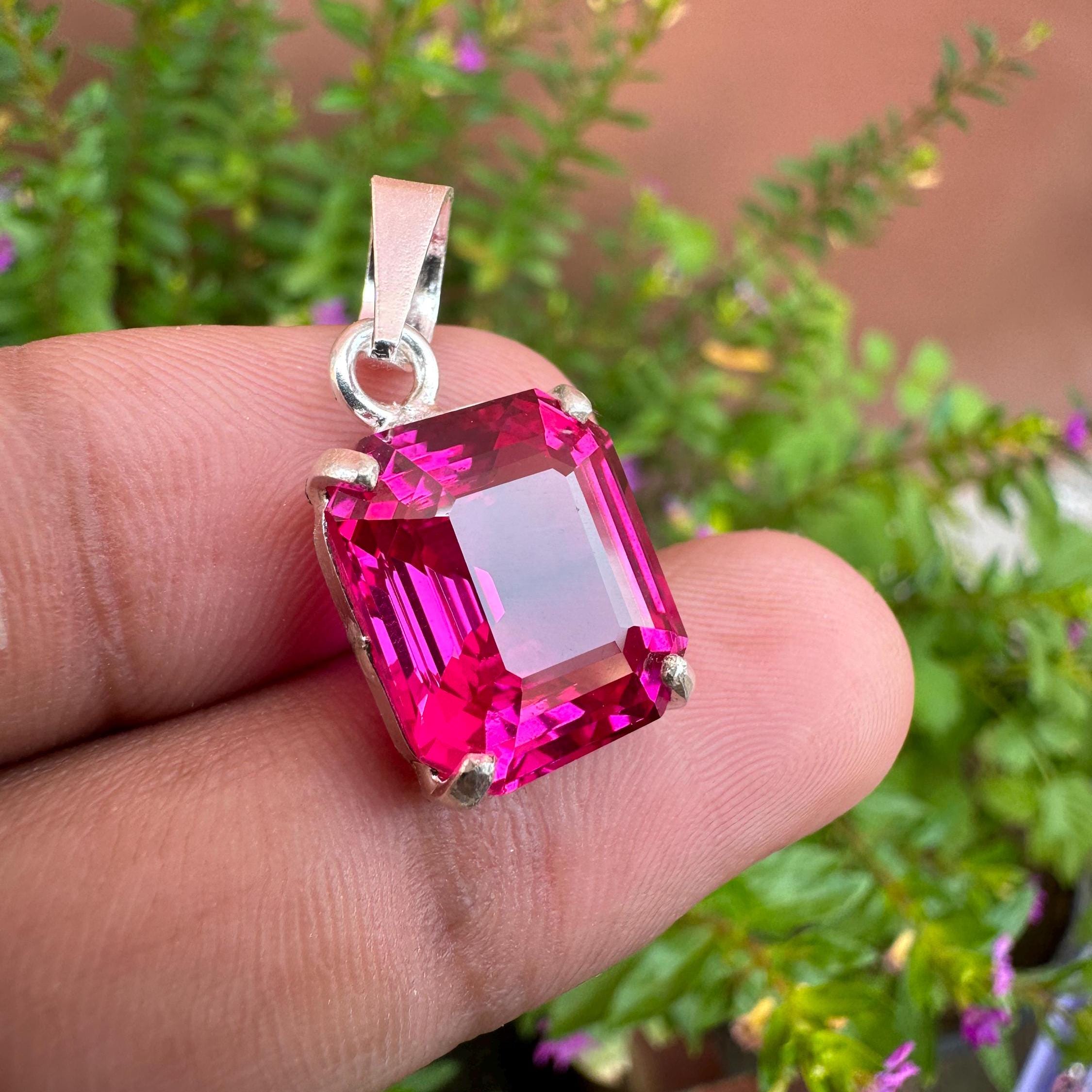 Pendentif En Argent 925 Avec Saphir Rose Ovale De 23 Carats - Certifié AGL - Neuf Sans Emballage