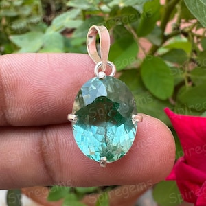 15.5 Ct Natural Green Sapphire Gemstone 925 Sterling Silver Pendant Oval Shape Handmade Jewellery Pendent Gift Women Special Occasion