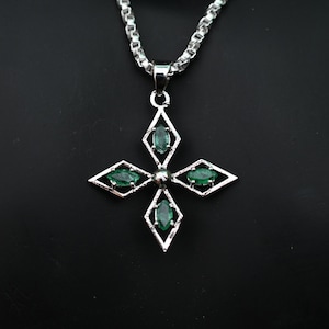 Natural Green Emerald Gemstone Pendant 925 Sterling Silver Star Fancy Design 1.96g Jewelry Special occasion Jewelry Gift For Her