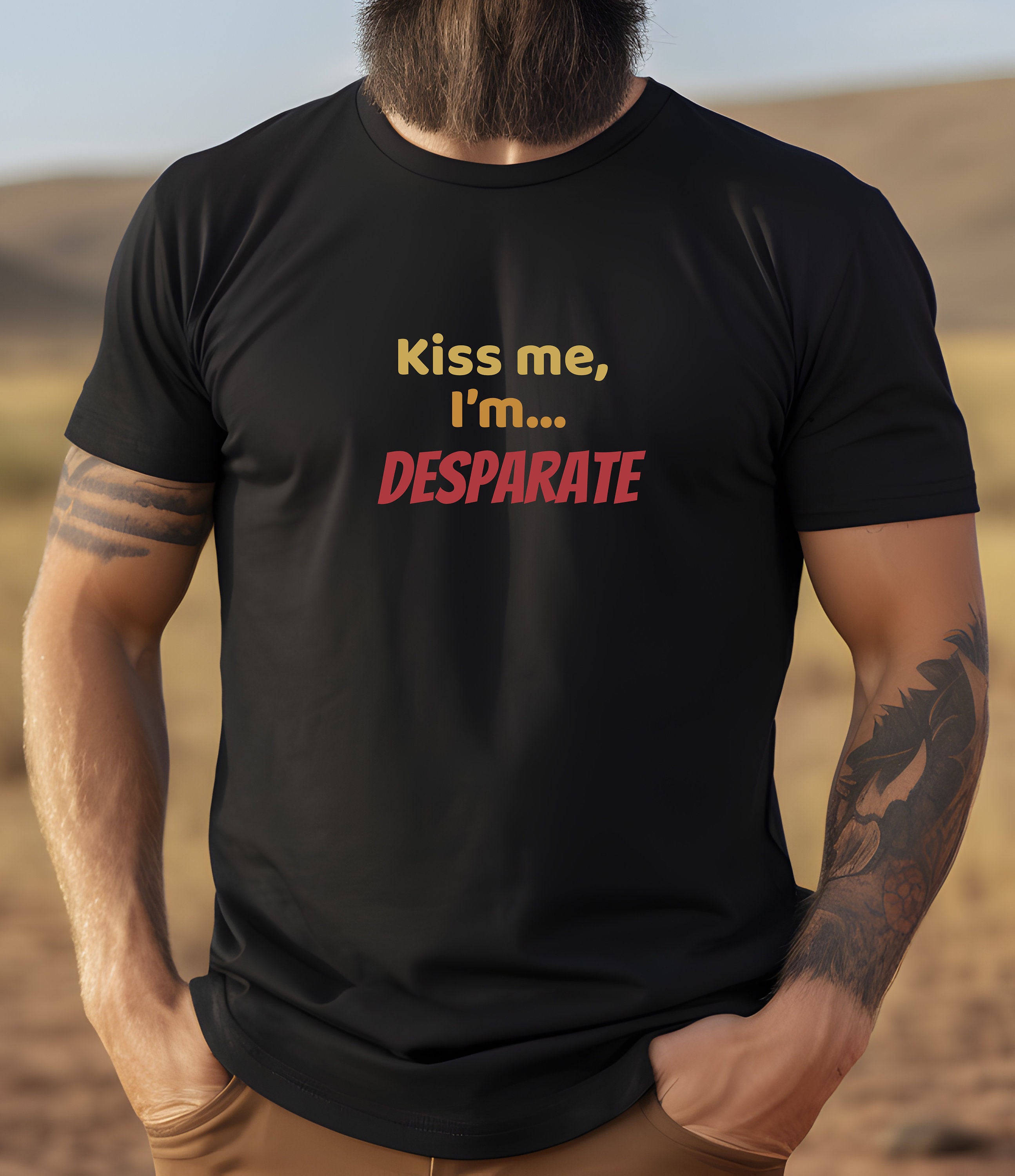 T-shirt kiss me con strass, Collezione 2023