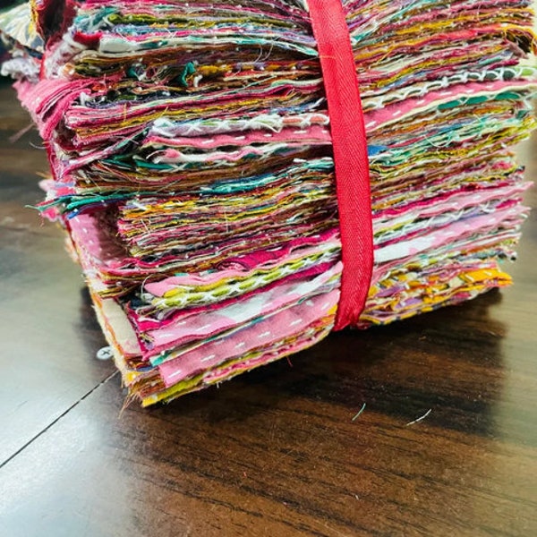 Lot de 10 patchs Fat Quarter vintage, chutes de coton et patchs de patchwork kantha, chutes de tissu, chute de robe indienne bohème, fabrication de chutes de tissu