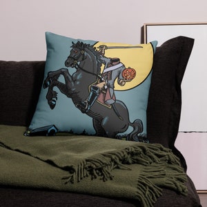 Legend of Sleepy Hollow - Headless Horseman tarot card - Halloween Pillow