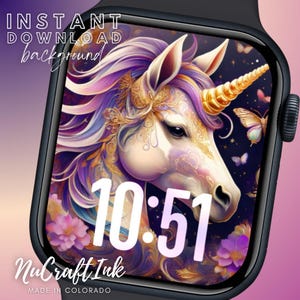 Könnte beinhalten: Ein digitales Zifferblatt mit einer Illustration eines lila und goldenen Einhorns. Das Zifferblatt zeigt auch Schmetterlinge und eine rosa Blume. Die Uhrzeit ist 10:51. Der Text "NuCraft Ink" und "Made in Colorado" wird unter der Uhrzeit angezeigt.