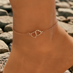 Silver/Gold Minimalist Intertwining Love Heart Anklet | Love Heart Bonded Pendant | Cute Dainty Chain Adjustable | Elegant Accessory Gift