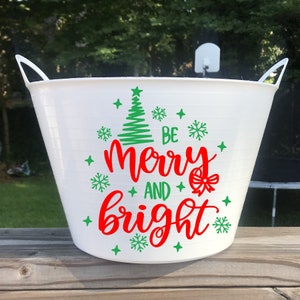 Cesto regalo allegro e luminoso, Cesto di Natale, Regali di Natale, Buone vacanze, Confezione regalo natalizia, Natale 2024, Buon Natale 2024