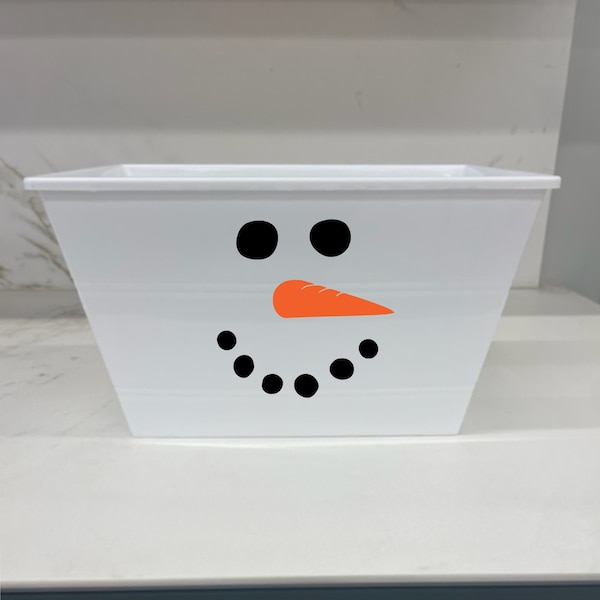 Snowman Gift Buckets,  Christmas Gift Bucket, Bucket with Snowman, Personalized Gift Basket, Holiday Gift Basket, Secret Santa, Party