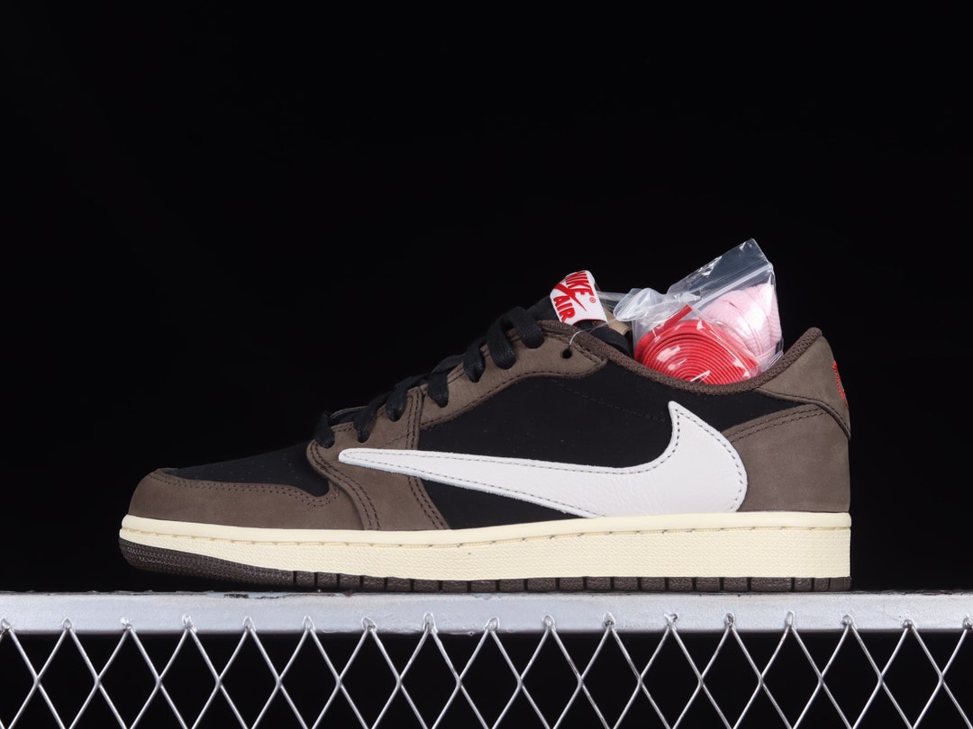 travis dark mocha