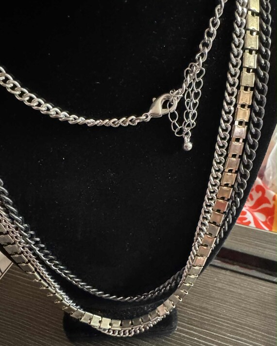 Three strand, Multi Colored Necklace - image 4