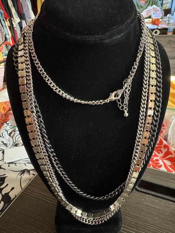 Three strand, Multi Colored Necklace - image 3