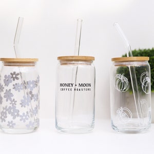 Flower Glass Cup with straw and lid, bridesmaid gift, personalize name, iced coffee