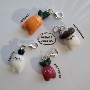 Gemüse Anhänger || Pilz, Karotte, Radieschen und Radieschen || Handgefertigte Polymer Clay Schlüsselanhänger