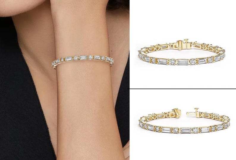 Op de afbeelding: Een gouden armband met rechthoekige en ronde heldere edelstenen. De armband wordt om een pols en apart getoond. De armband heeft een veilige sluiting en een klassiek ontwerp.