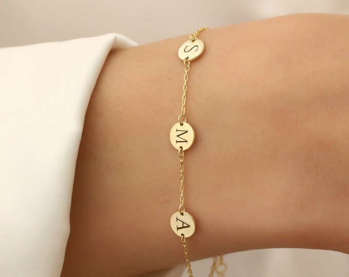 Custom Initial Bracelet,Personalized Jewelry,Mothers Bracelet,Gold Bracelet for Women,Family Letter Name Bracelet,Birthday Gift,Christmas