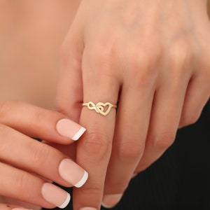 Minimalist Infinity Heart Ring - Dainty Gold Ring - Small Cute Ring - Love Ring