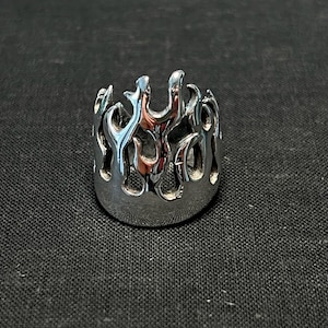 Vintage 925 Sterling Silver Flames Biker Ring