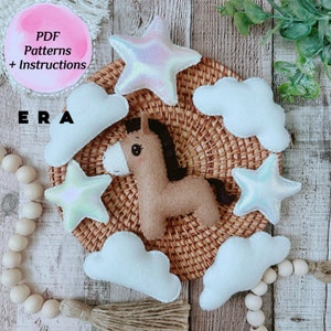 Horse set felt PDF Pattern. Easy sewing pattern with instructions. DIY farm animal toys, baby mobile, garland, ornaments, nursery decor...