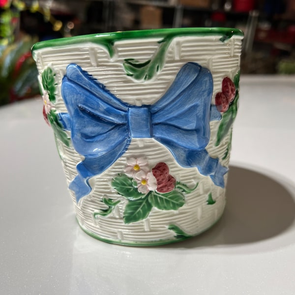 1986 Ceramic Flower Pot made by the Haldon Group, Japan