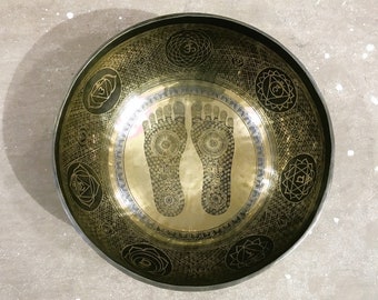 Extra Large Feet Carved Tibetan Singing Bowl,Standing Sound Bowls for Chakra Balance,Sound Healing Buddha Feet Singing Bowls,Meditation Yoga