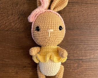 Amigurumi Crochet Pattern Bunny - Handmade Rabbit Amigurumi Toy - Cute Crochet Bunny Plushie - Amigurumi Pattern - Amigurumi Doll