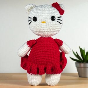Handmade Amigurumi Kitty – Soft Plush Cat Toy – Gift for Kids & Baby Showers