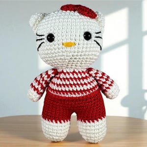 Handmade Amigurumi Kitty – Soft Plush Cat Toy – Gift for Kids & Baby Showers