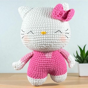 Handmade Amigurumi Kitty – Soft Plush Cat Toy – Gift for Kids & Baby Showers