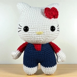 Handmade Amigurumi Kitty – Soft Plush Cat Toy – Gift for Kids & Baby Showers