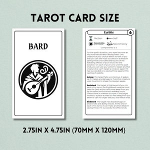 Może przedstawiać: Czarno-biała ilustracja barda grającego na lutni. Karta nosi tytuł "Bard" i ma rozmiar 2,75 cala na 4,75 cala (70 mm na 120 mm).