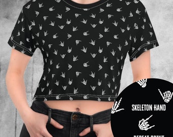 Skeleton Rock Hands Crop Tee, camiseta de mujer Rock and roll, divertida y sutil camisa de Halloween, camiseta Goth Crop, camisa recortada de mujer Rock n roll