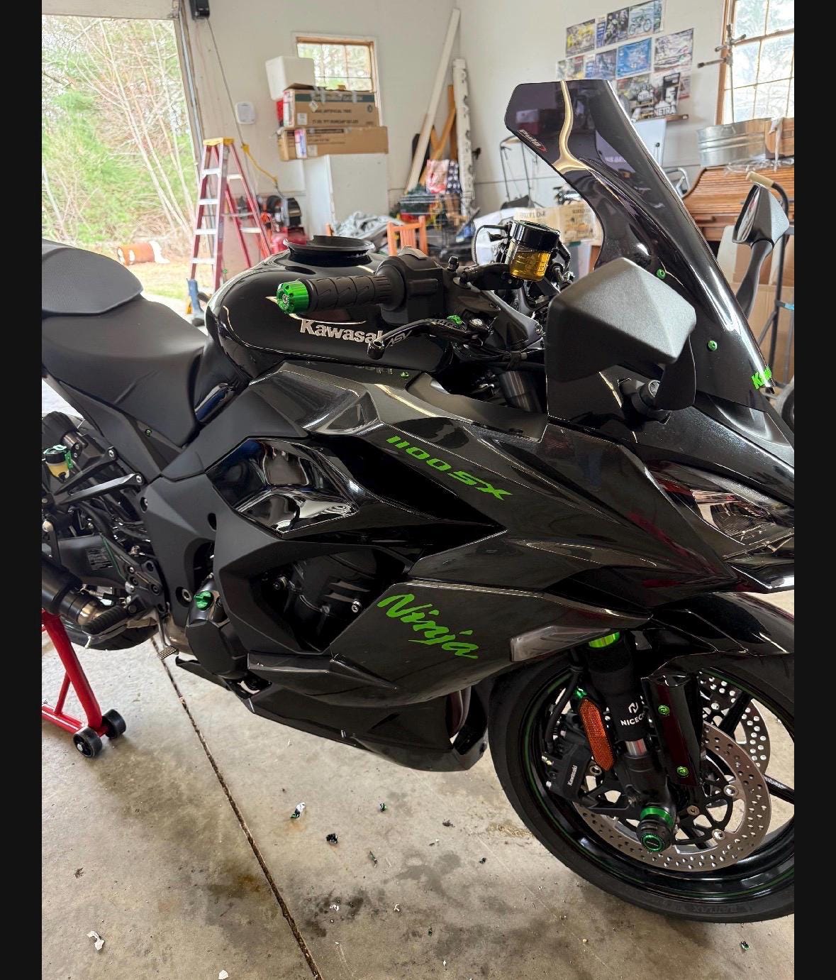 10 BABYL YEARS 限定ゴールドビニール ZX-10RにNinja誕生40年を記念したNinja ZX-10R 40th Anniversary