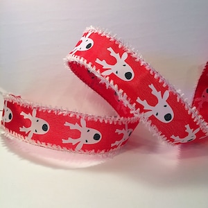 Adorabile nastro rosso da 1,5 pollici con renna e bordo cablato in ciniglia bianca - 5 metri ottimo per fiocchi, ghirlande, decorazioni e confezioni regalo