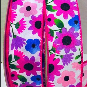 5 YARDAS Hermosa cinta con alambre de 1,5 pulgadas en color blanco con flores azules, violetas y rosas - Lazos, coronas, decoración, lazos para el cabello, primavera, verano, floral