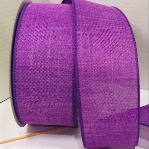 Beau ruban imitation toile de jute violet avec armatures de 2,5 pouces - 5 mètres Idéal pour les noeuds, les couronnes, la décoration et l'emballage cadeau ! Automne, Ferme, Campagne