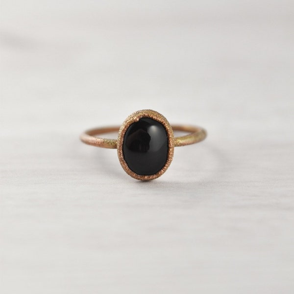 Oval Black Onyx Ring, Stone Ring for Women, Unique Gemstone Ring, Natural Onyx Jewelry, Antique Copper Ring, Healing Crystal Ring
