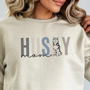 Husky Mama Sweatshirt, Husky Dog Lover, Husky Mom Shirt Gift, Birthday Gift For Her, Husky Dog Owner Gift, Husky Mama Shirt, Siberian Husky