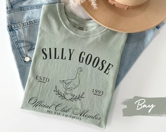 Custom Comfort Colors Silly Goose Club Shirt, Bird Lover Mom Gift, Funny Womens Graphic Tee, Cute Farm Animal T Shirt, Vintage Gift for Her