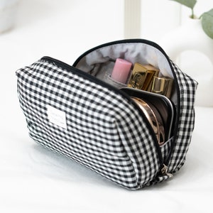DIY Makeup bag "LENA" Pouch with 3 Lipstick slots and inner pocket! PDF Sewing template pattern with youtube tutorial + Written Instruction