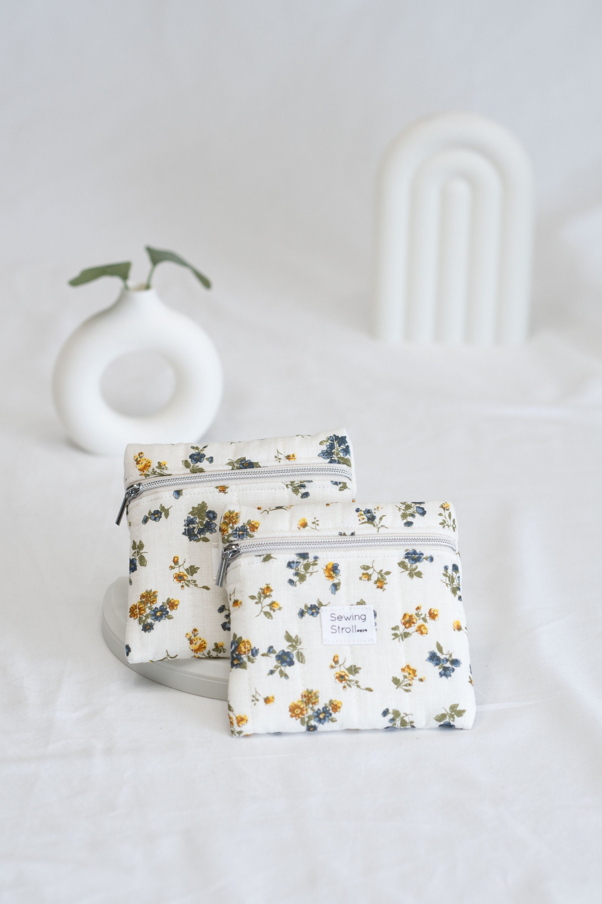 DIY Pouch "Annie" Sewing Pattern template with Youtube Video Tutorial + Written instruction Good project for sewing beginners