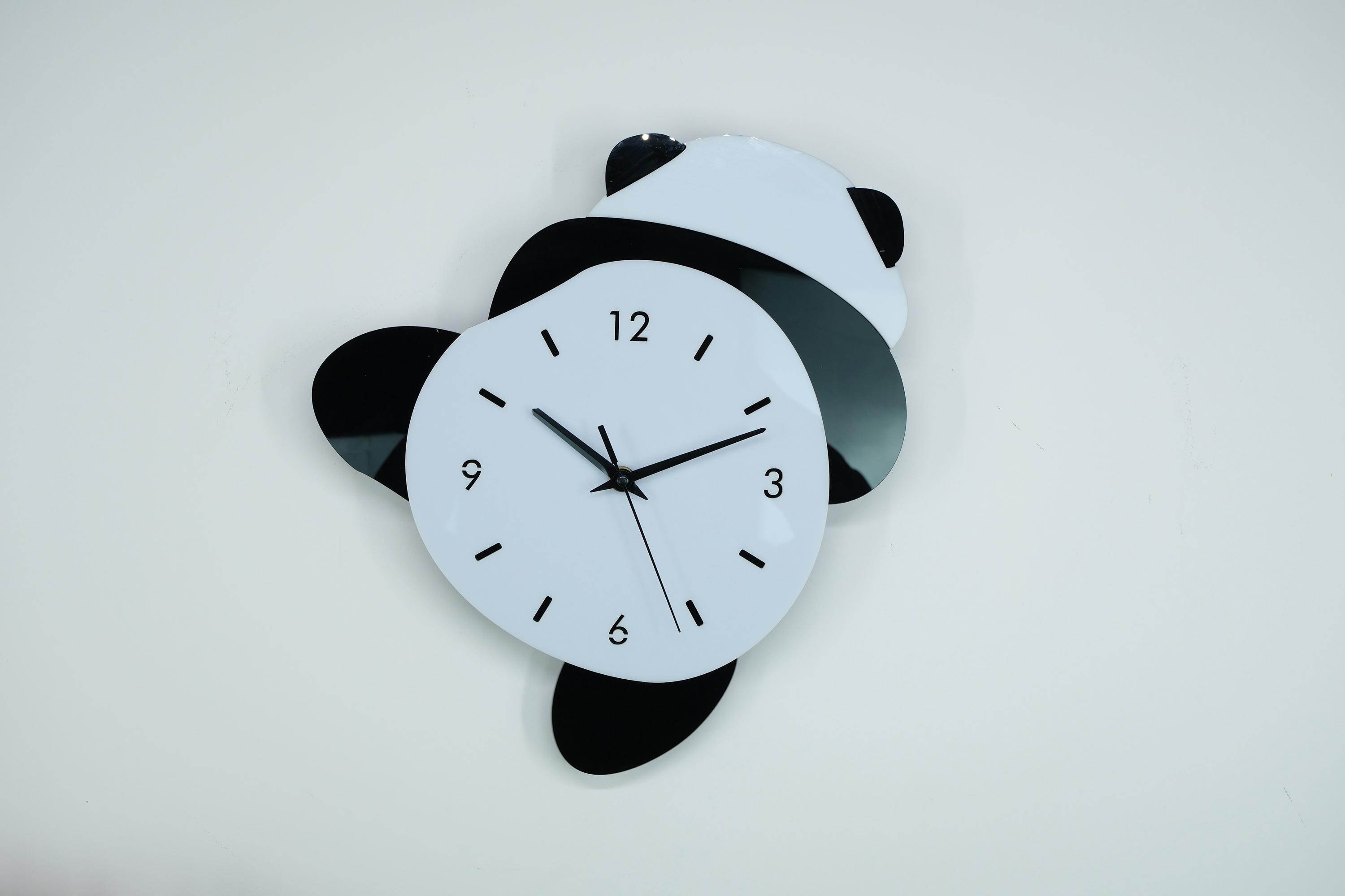 Pendulum Cute Panda Wall Clock: Swinging, Silent, Black and White, Home ...