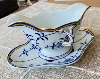 Blue and White Porcelain Gravy Boat with plate attached