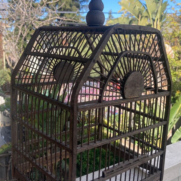 Cage à oiseaux en bois vintage