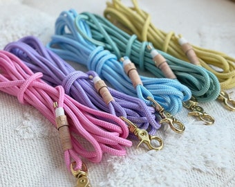 Light & stylish paracord leash in spring colors | PASTEL DREAMS COLLECTION