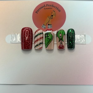 Grinch nails | Grinch Christmas nails | Holiday press on nails | Green nails | Christmas nails | Grinch movie nails  | Press on nails