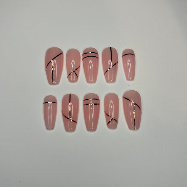 Chrome line nails | classy press ons | Long lasting nails | girly nails | pink nails | Elegant nails | press on nails | foil nails