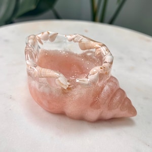 SEA SHELL Air Plant PLANTER or Trinket Tray • Beach ocean tropical vibes glitter resin home decor gifts for friend house warming present
