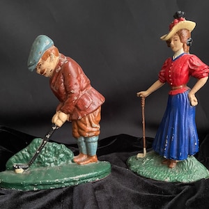 Cast Iron Golfing Door Stop Book Ends Golfing Man and Woman Couple Cast Iron Statue Collectible Figurine Display Home Decor Golfing Gifts