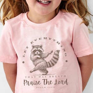 Que tout ce qui respire, loue le Seigneur, tshirt raton laveur, chemise chrétienne PNG, verset de la Bible en téléchargement numérique, écriture animal design